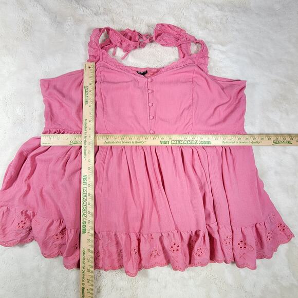 Torrid Top Women’s 5 Pink Gauze Eyelet Lace Embroidered Button Front‎ - Picture 7 of 9